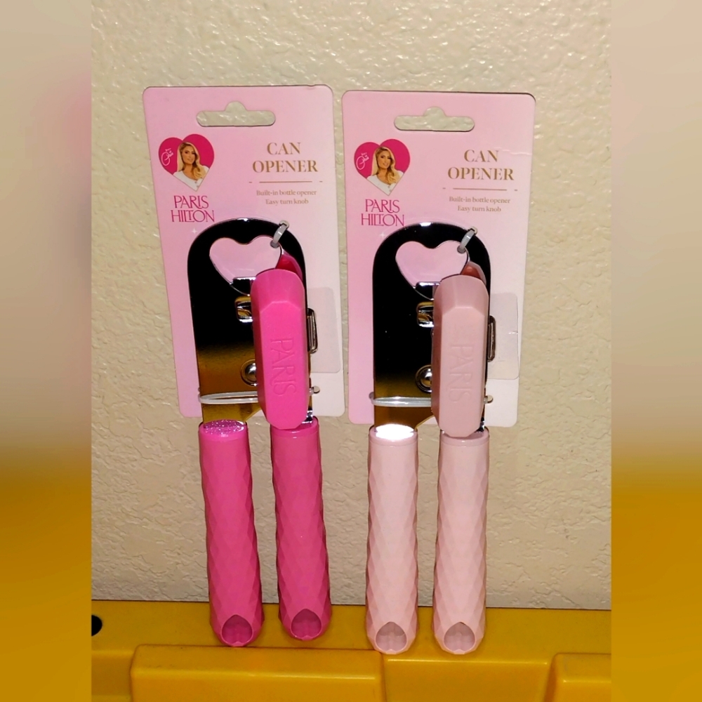 PARIS HILTON CAN OPENER WITH BOTTLE OPENER PINK PARIS HILTON BOTTLE OPENER X2